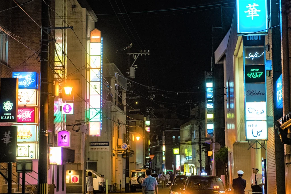柿の木割り飲食店街